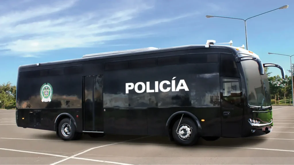 vehiculos de asalto pesado y ligero policia nacional
